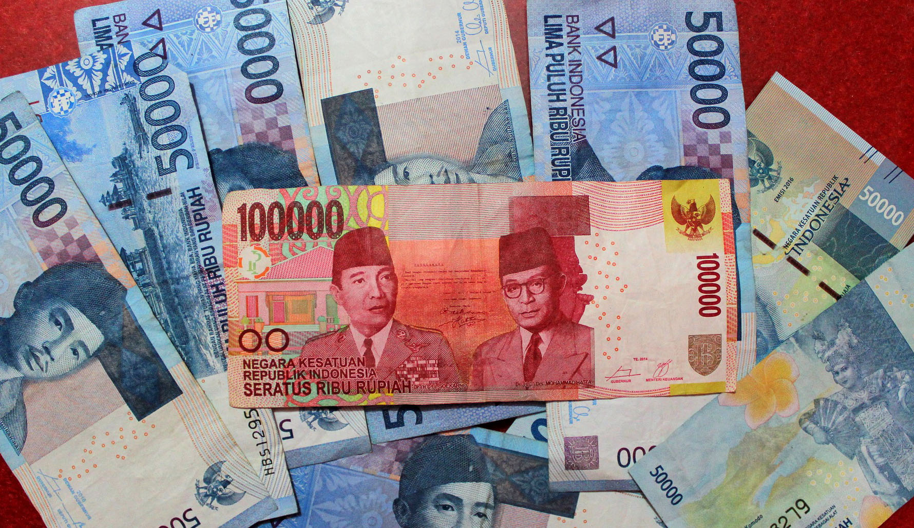 Investasi surat utang negara